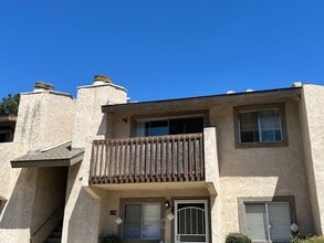 Building Photo - 1251 S Meadow Ln
