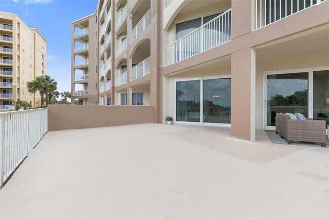 Building Photo - 104 Surfview Dr