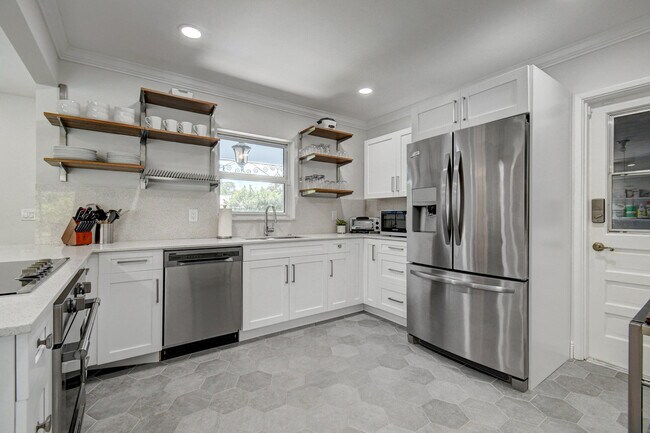 Building Photo - 309 Rilyn Dr