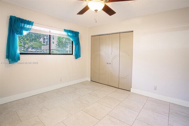 Building Photo - 2213 Cypress Island Dr
