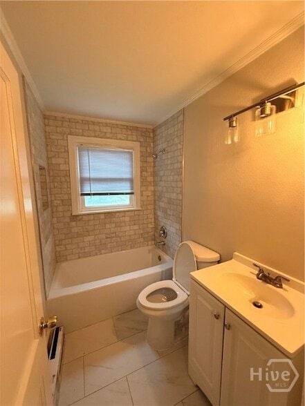 Building Photo - 2117 E 58th St