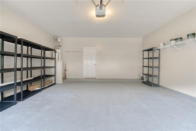 Building Photo - 355 Lamme Chase