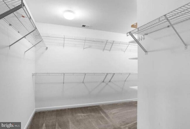 Building Photo - 320 Hopkins Dr