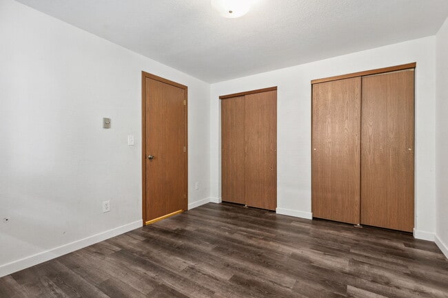 Brand new flooring in bedroom - 1316 Garfield Ave