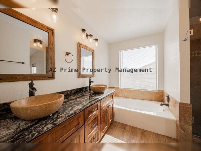 Building Photo - 6347 W Puget Ave