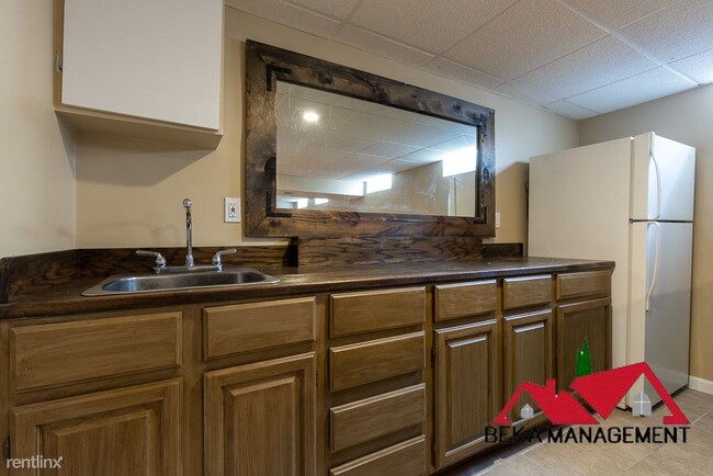 Building Photo - 4 br, 2.5 bath House - 31756 Scone St