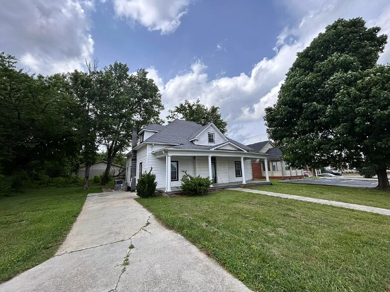 Primary Photo - 510 W 3rd N St