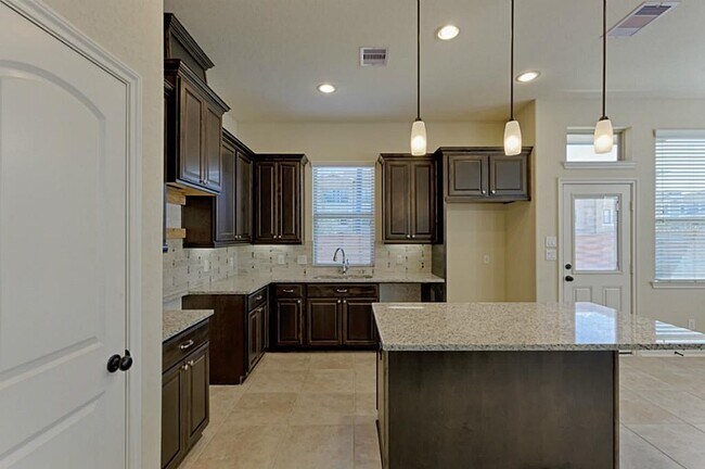 Building Photo - 12238 La Strada St