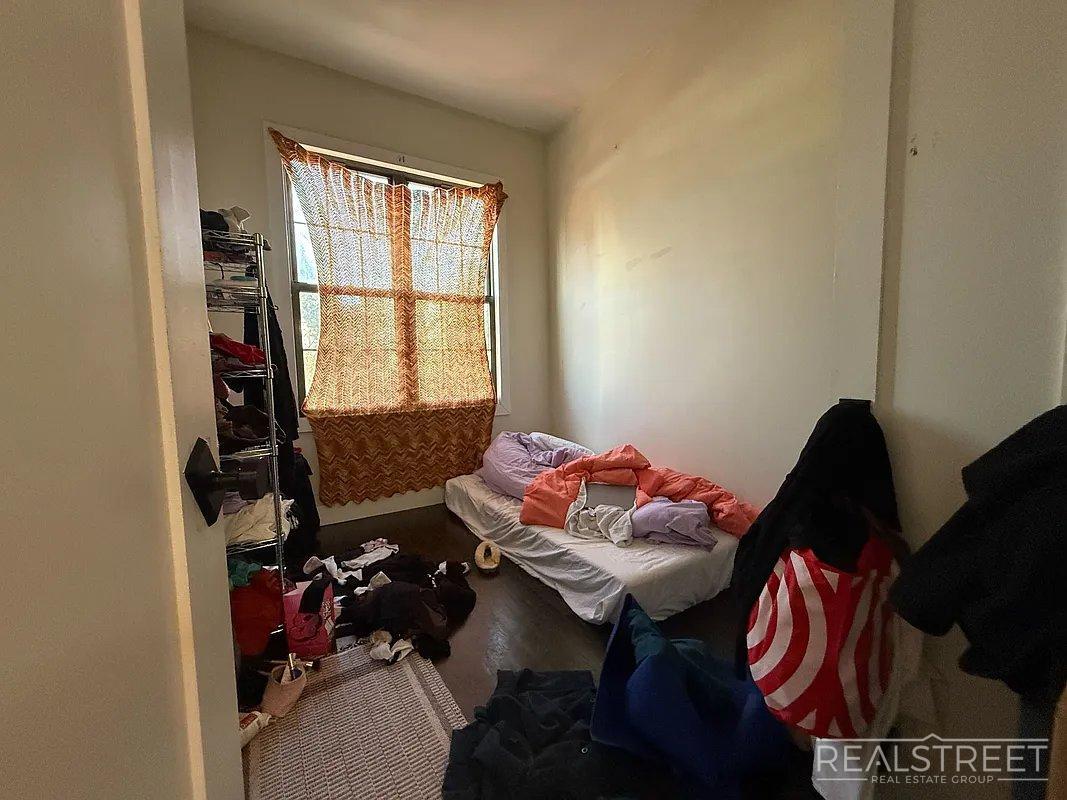 Building Photo - Arnold Avenue