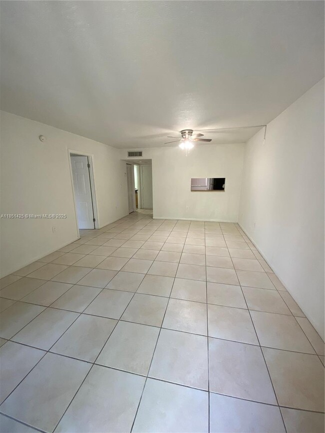 Building Photo - 8520 SW 133rd Avenue Rd