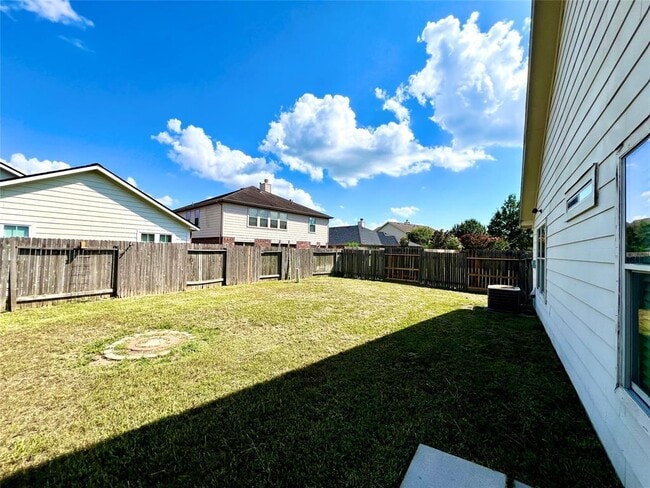 Building Photo - 21235 Bending Green Way