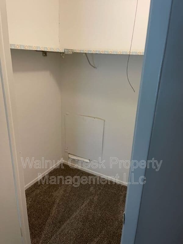 Building Photo - 5520 Beavercrest Dr