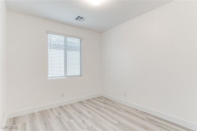 Building Photo - 12333 Silvana St