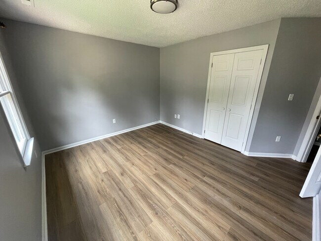Building Photo - Room in House on Newfoundland Ct