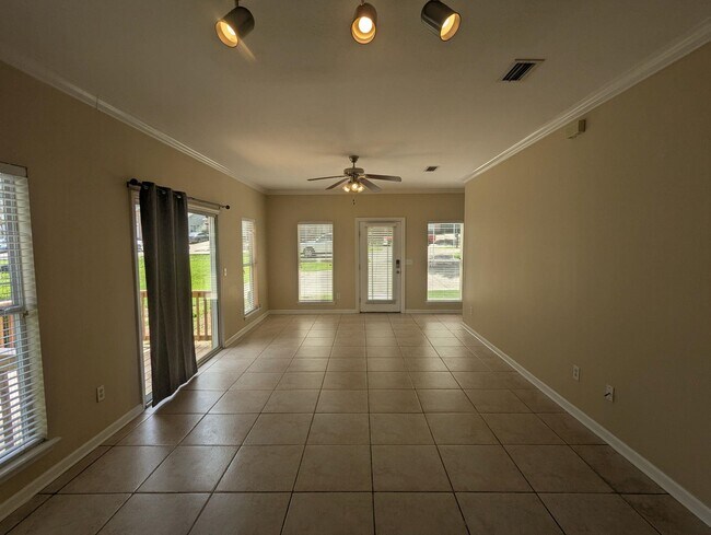 Building Photo - 2530 Fred Smith Rd