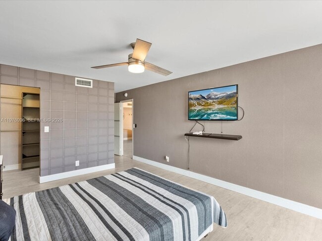 Building Photo - 1500 S Ocean Dr