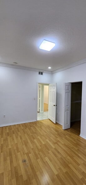 Building Photo - 6900 NW 179th St