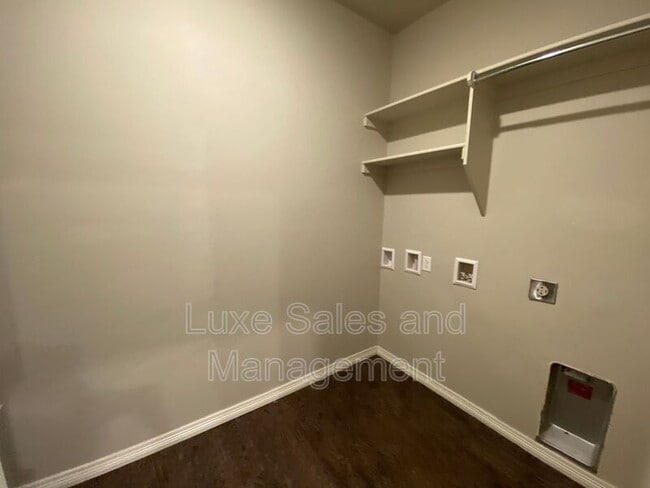 Building Photo - 2149 Camino Del Plaza Ln