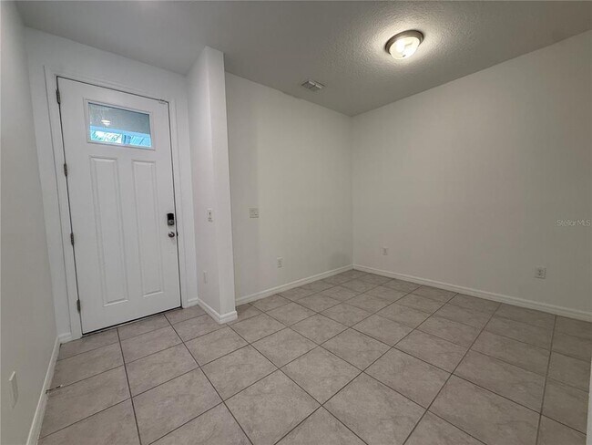 Building Photo - 15025 Willow Arbor Cir
