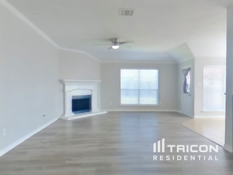 Building Photo - 812 San Felipe Trail