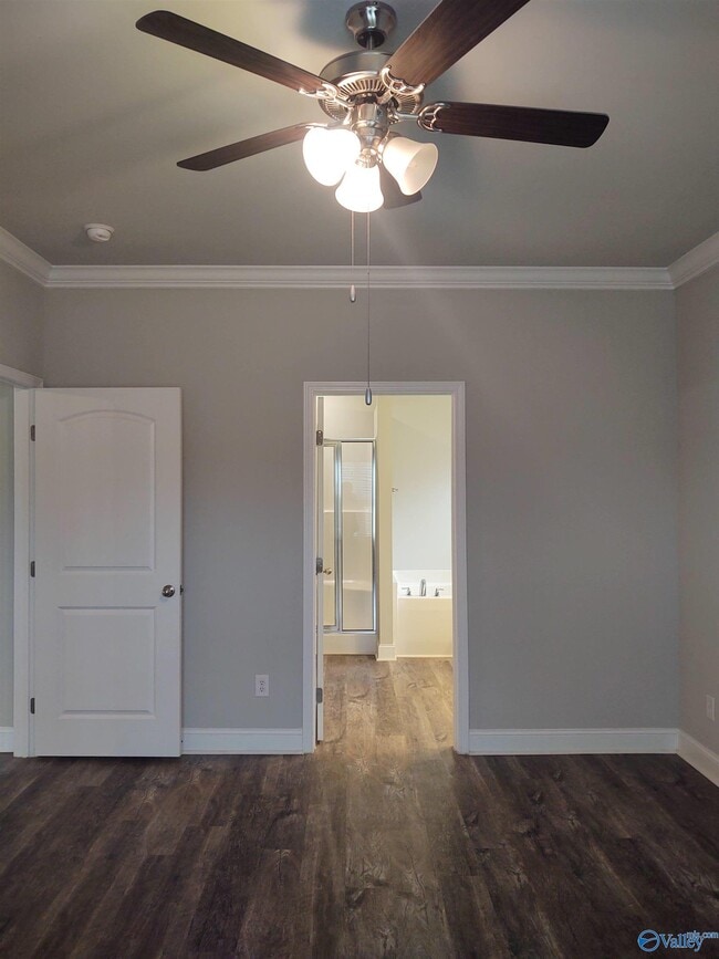 Building Photo - 152 Grey Fawn Trail