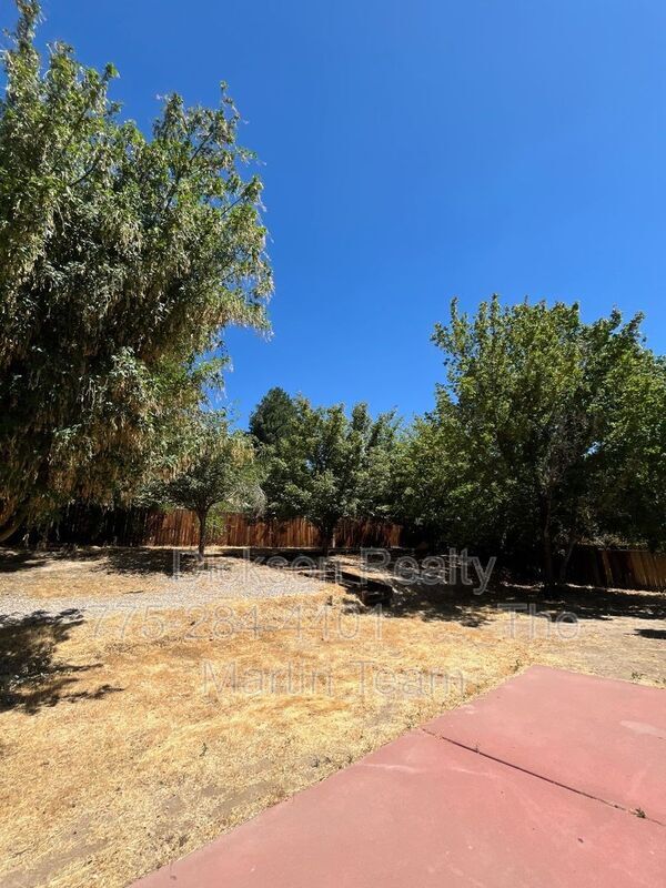 Building Photo - 5311 Coit Dr