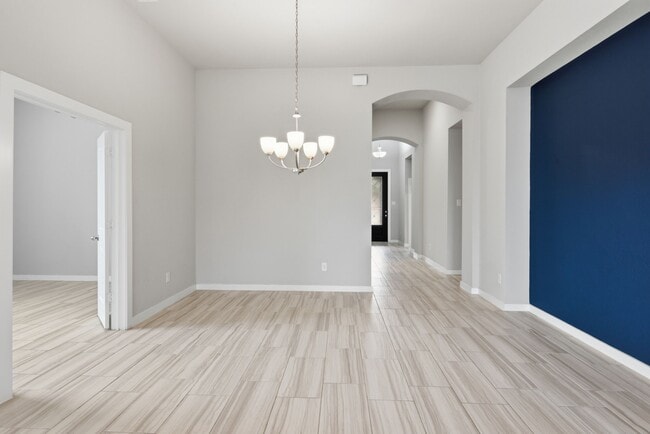 Building Photo - 2116 Blackhawk Ridge Ln