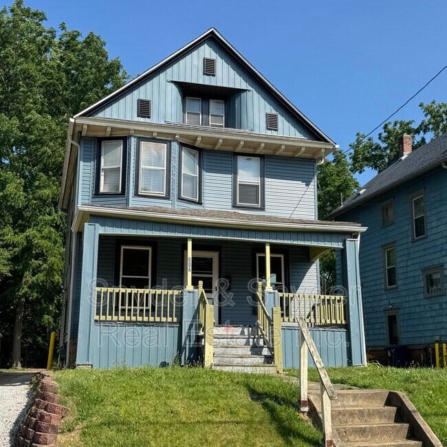 Building Photo - 117 Dodge Ave