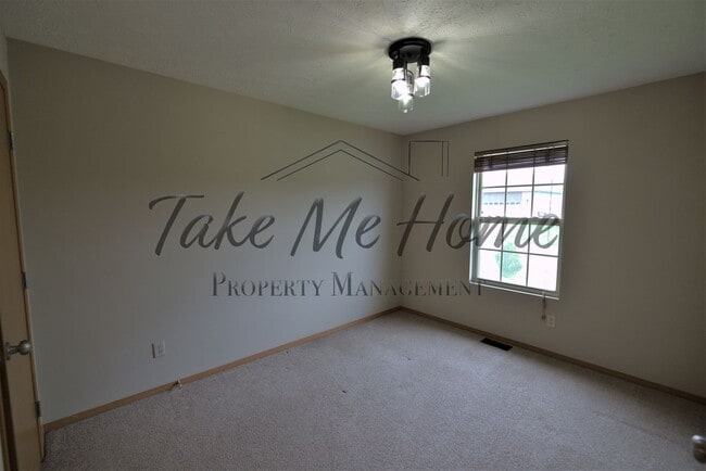 Building Photo - Vintage Hills Beauty!