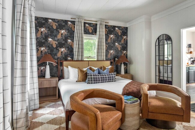 Building Photo - 52 Church St