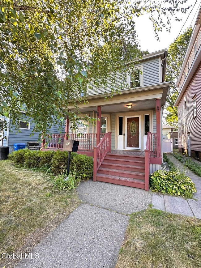 Building Photo - 97 S Allen St