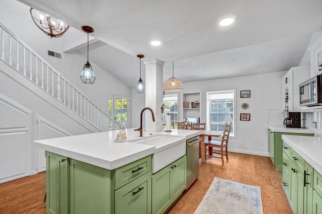 Building Photo - 14501 Wesfall Rd., Tustin CA 92780 5 BR, 3...