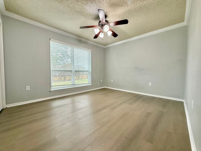 Building Photo - Condo for Lease