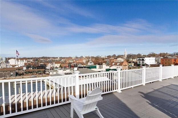 Building Photo - 1 Commercial Wharf