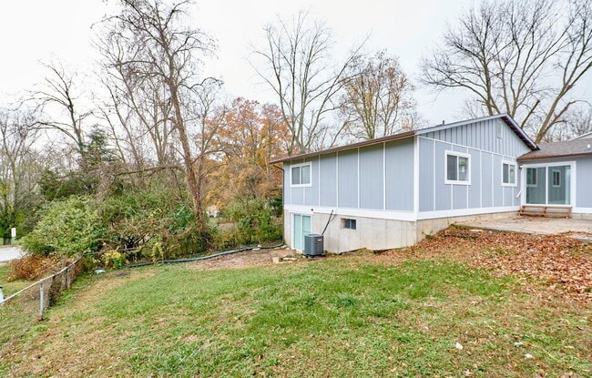 Building Photo - 7006 Shelton Ct