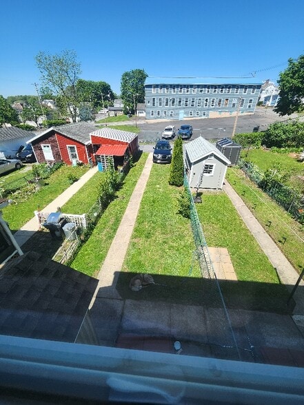 Building Photo - 127 N Washington St