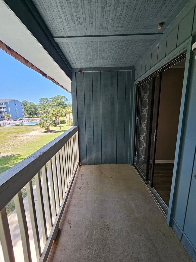 Building Photo - 610 Putters Ln