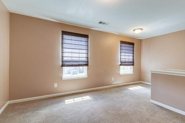 Building Photo - 309 Parmley Ln