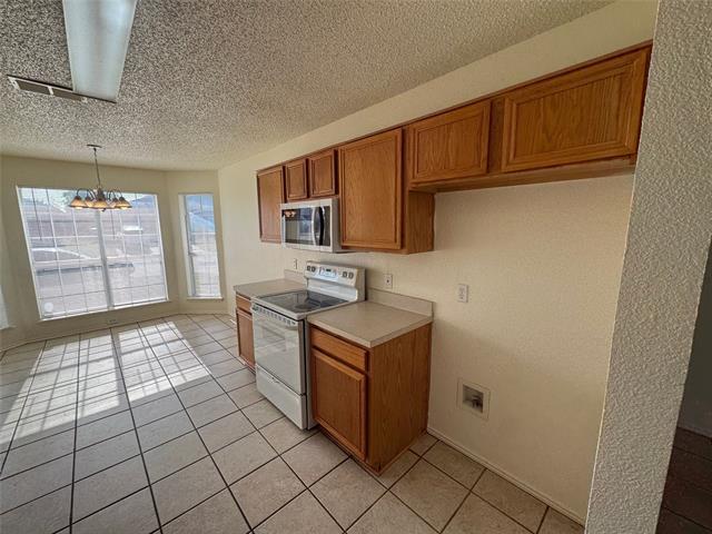 Building Photo - 8045 Cannonwood Dr