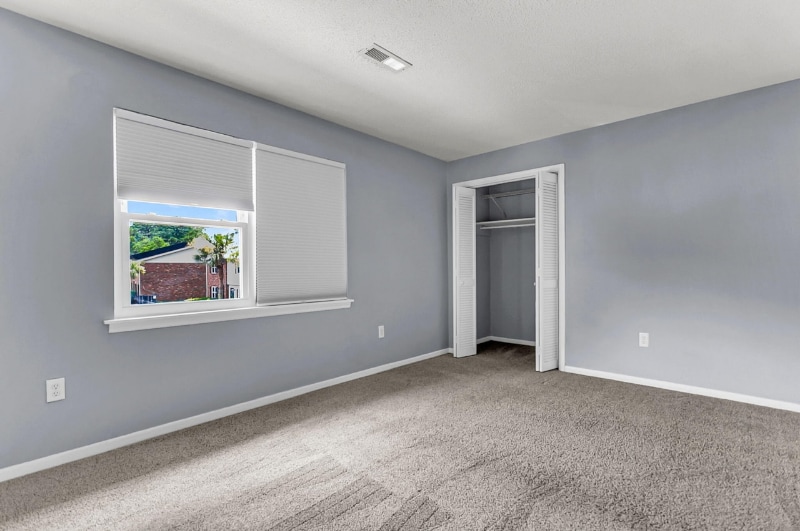 Building Photo - 775 Parkdale Dr