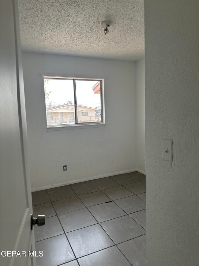 Building Photo - 7828 West Dr