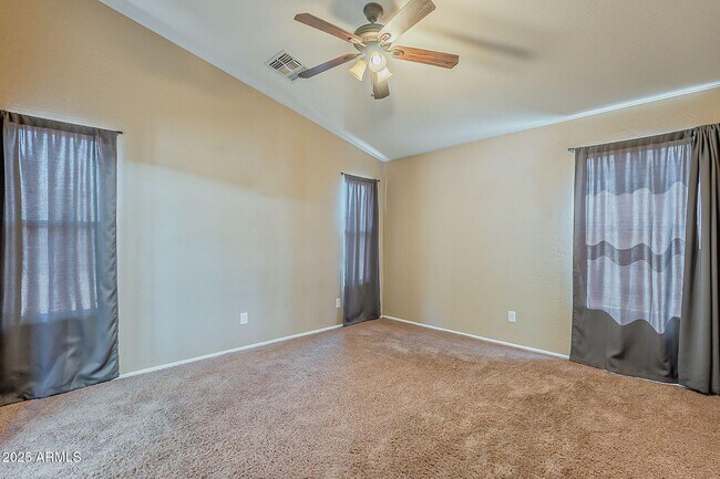 Building Photo - 1279 W Jersey Way