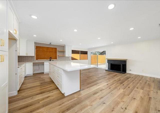 Building Photo - 748 Cholla Rd