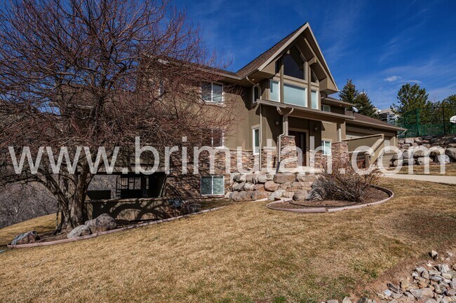 Building Photo - 105 Young Oak Rd