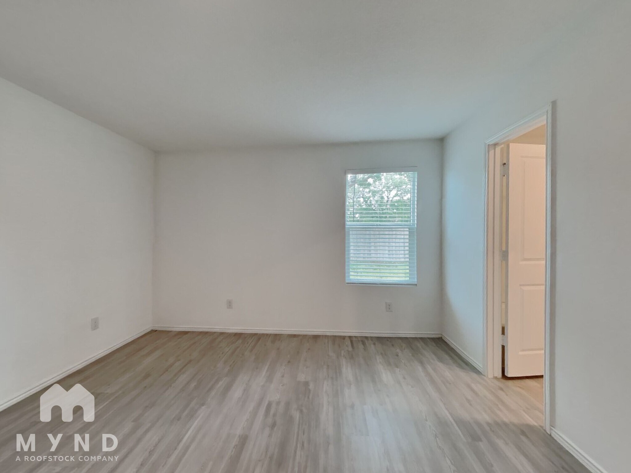 Building Photo - 9611 Littleton Grist