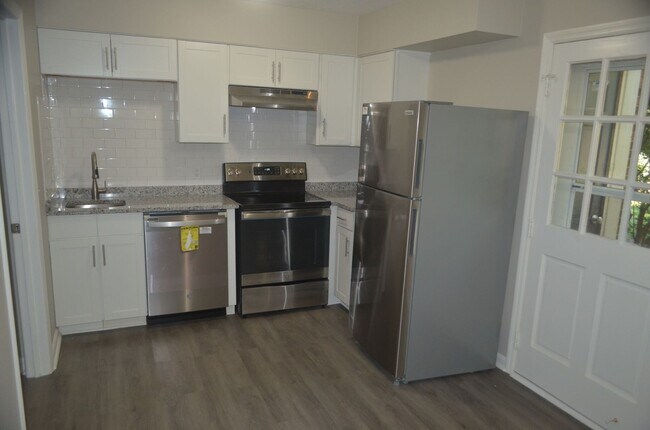 Building Photo - 2-Bed, 1.5-Bath Home for Rent – Winston-Salem, NC