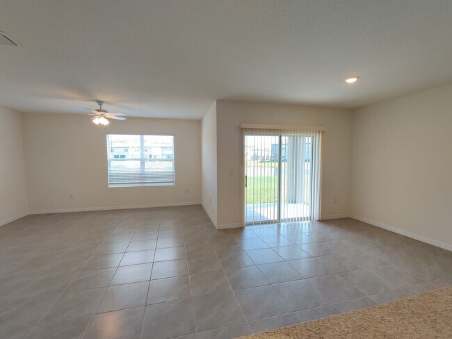 Building Photo - 8851 Bower Bass Cir