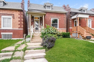 Building Photo - Fantastic 2bd/1ba home! Let yourself in!