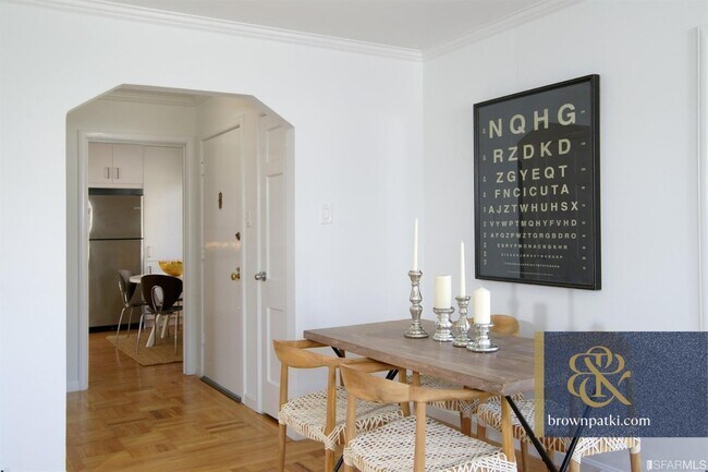 Building Photo - 89 Iris Ave