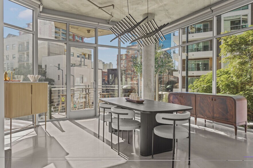 Building Photo - 1050 Island Ave